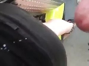 Cumming dentro del c ...